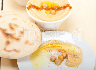 Hummus with pita bread