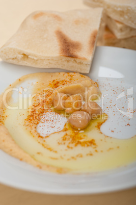 Hummus with pita bread