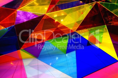 Farben eines Dach mit Glasmosaik aus Dreiecken