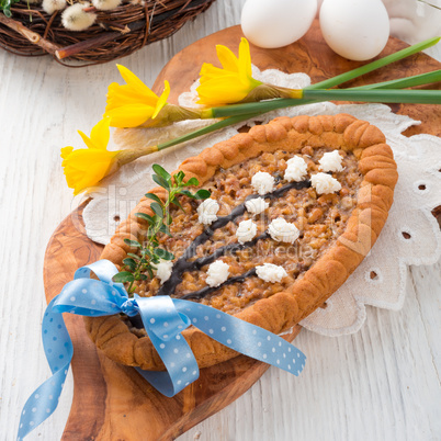 Polish Mazurek decorated for Easter