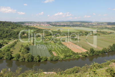 Flussschleife Neckar bei Mundelsheim, Deutschland.
