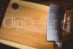 Chopping board with large knife