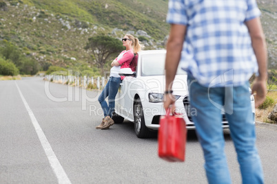 Couple after a car breakdown