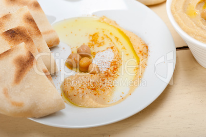 Hummus with pita bread