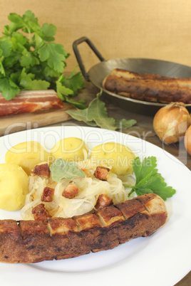 Brawurst mit Sauerkraut und Kartoffeln