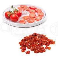 Fresh tomato prepared to dehydrated and dried slices