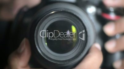 Digital SLR camera Lens Focusing and controlling