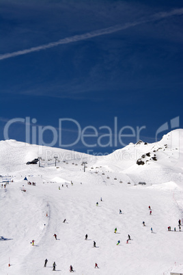 Skifahren am Berg