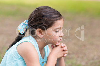 Little girl saying his prayers
