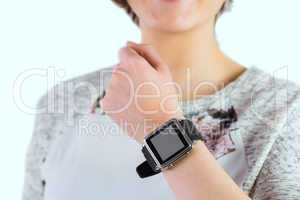 Woman wearing her smartwatch