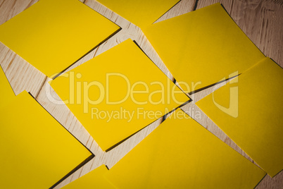 Yellow post its