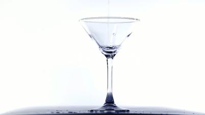 Filling martini glass