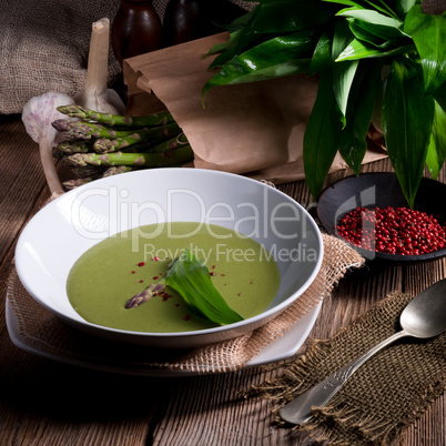 Ramsons Asparagus Soup