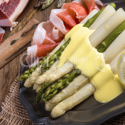 Asparagus with ham