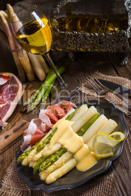 Asparagus with ham