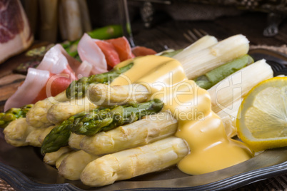 Asparagus with ham