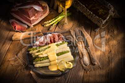 Asparagus with ham