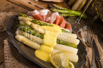 Asparagus with ham