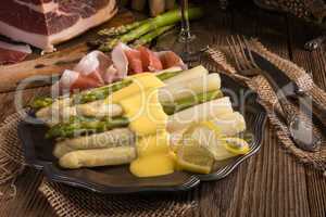 Asparagus with ham