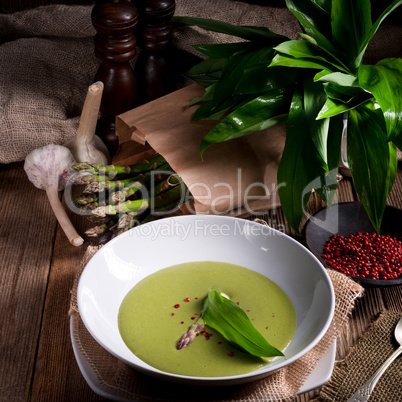 Ramsons Asparagus Soup