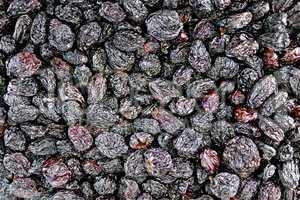 Raisins black texture