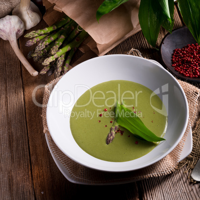 Ramsons Asparagus Soup