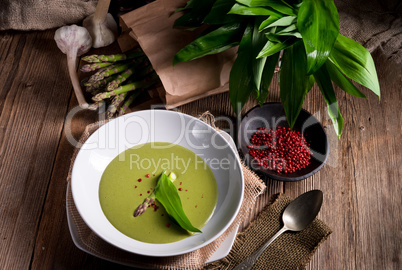 Ramsons Asparagus Soup