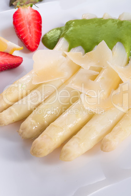 White asparagus with green sauce