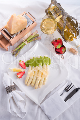 White asparagus with green sauce