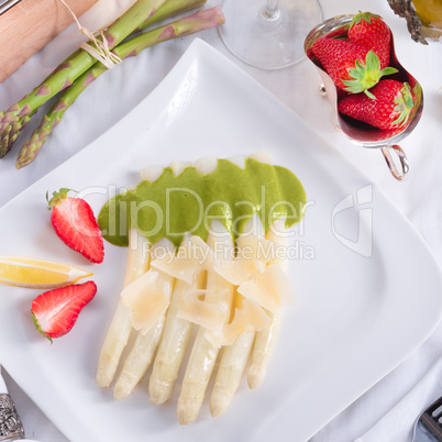 White asparagus with green sauce