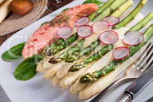 Asparagus with salmon