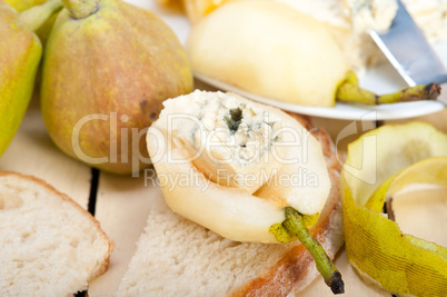 cheese and pears