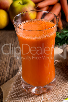 freshly squeezed carrot juice