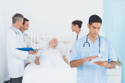 Report reading with patient behind