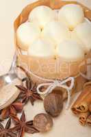 vanilla and spice cream cake dessert