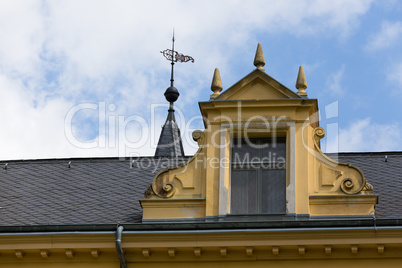 Dachfenster mit Giebel