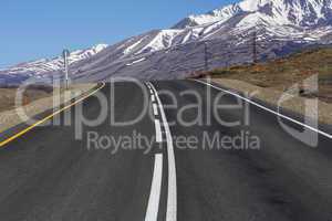Road in mountain range