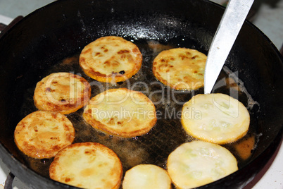 cooking dish from fried squash on the pan