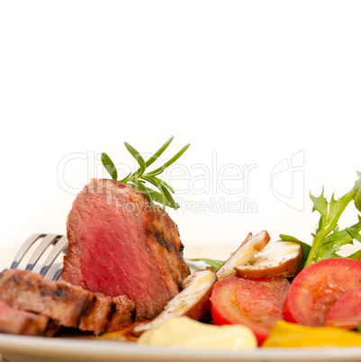 beef filet mignon grilled with vegetables