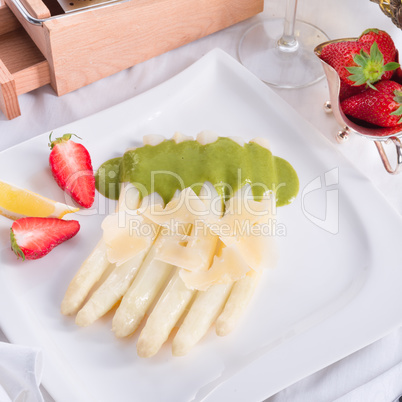 White asparagus with green sauce