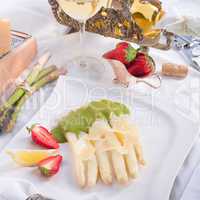 White asparagus with green sauce