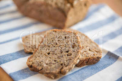 Vollkornbrot