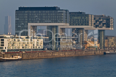 Kranhäuser Köln, Rheinauhafen