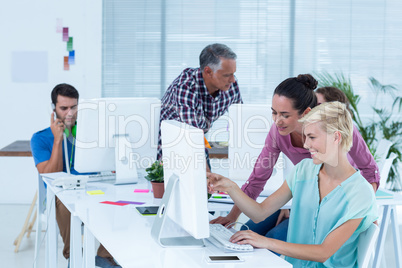 businesswomen using computer