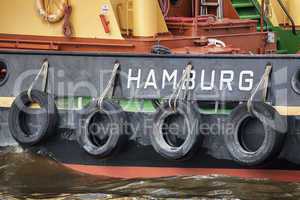 Detail eines Hafenschleppers in Hamburg, Deutschland