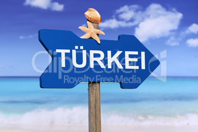 Türkei mit Strand und Meer in den Ferien im Sommer