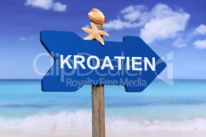 Kroatien mit Strand und Meer in den Ferien im Sommer