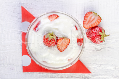 strawberry yoghurt