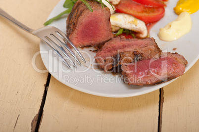 beef filet mignon grilled with vegetables