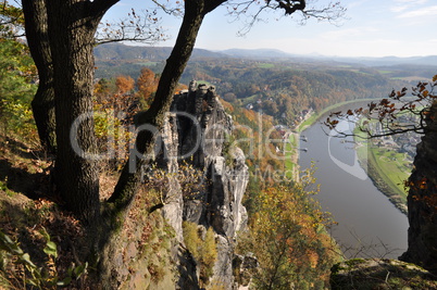 Blick von der Bastei zur Elbe